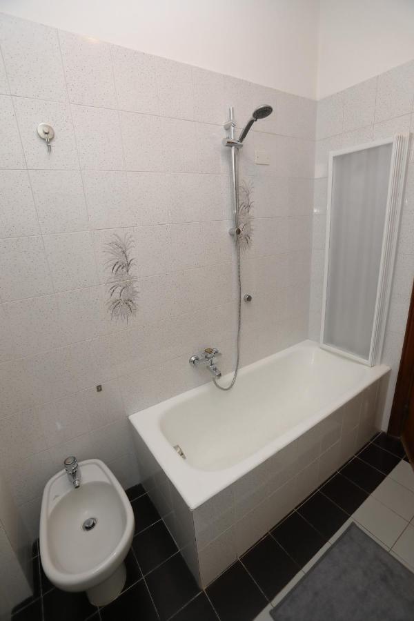 דירות ססטרי לבאנטה Dalla Nonna Casa Vacanze מראה חיצוני תמונה